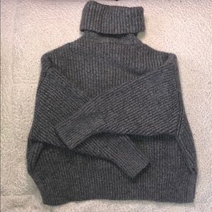 zara grey cropped turtleneck NWOT